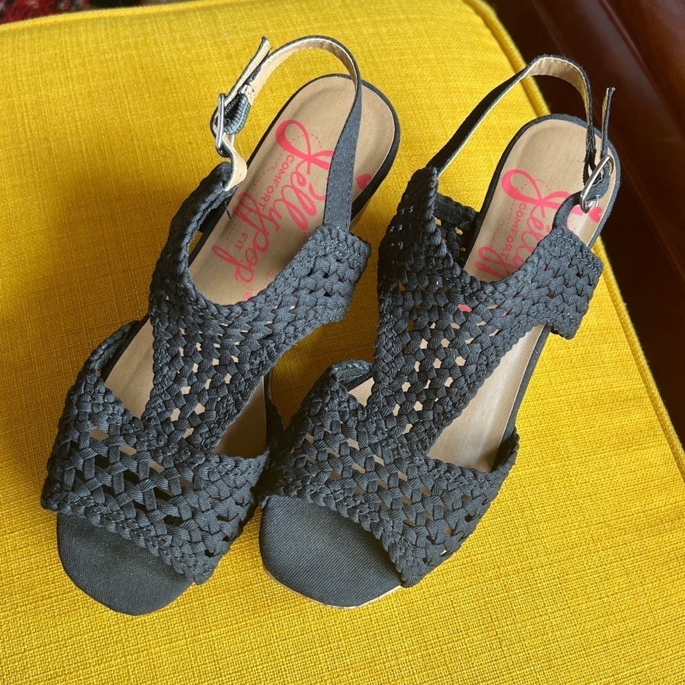 Jellypop Wedge Black Woven Sandals - Picture 1 of 9